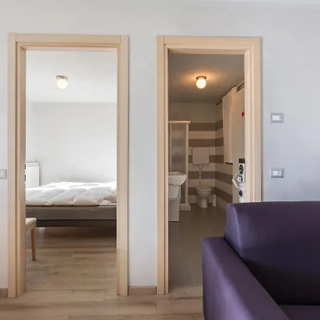 Hill View Holiday In With Swimming Pool Vakantiehuis